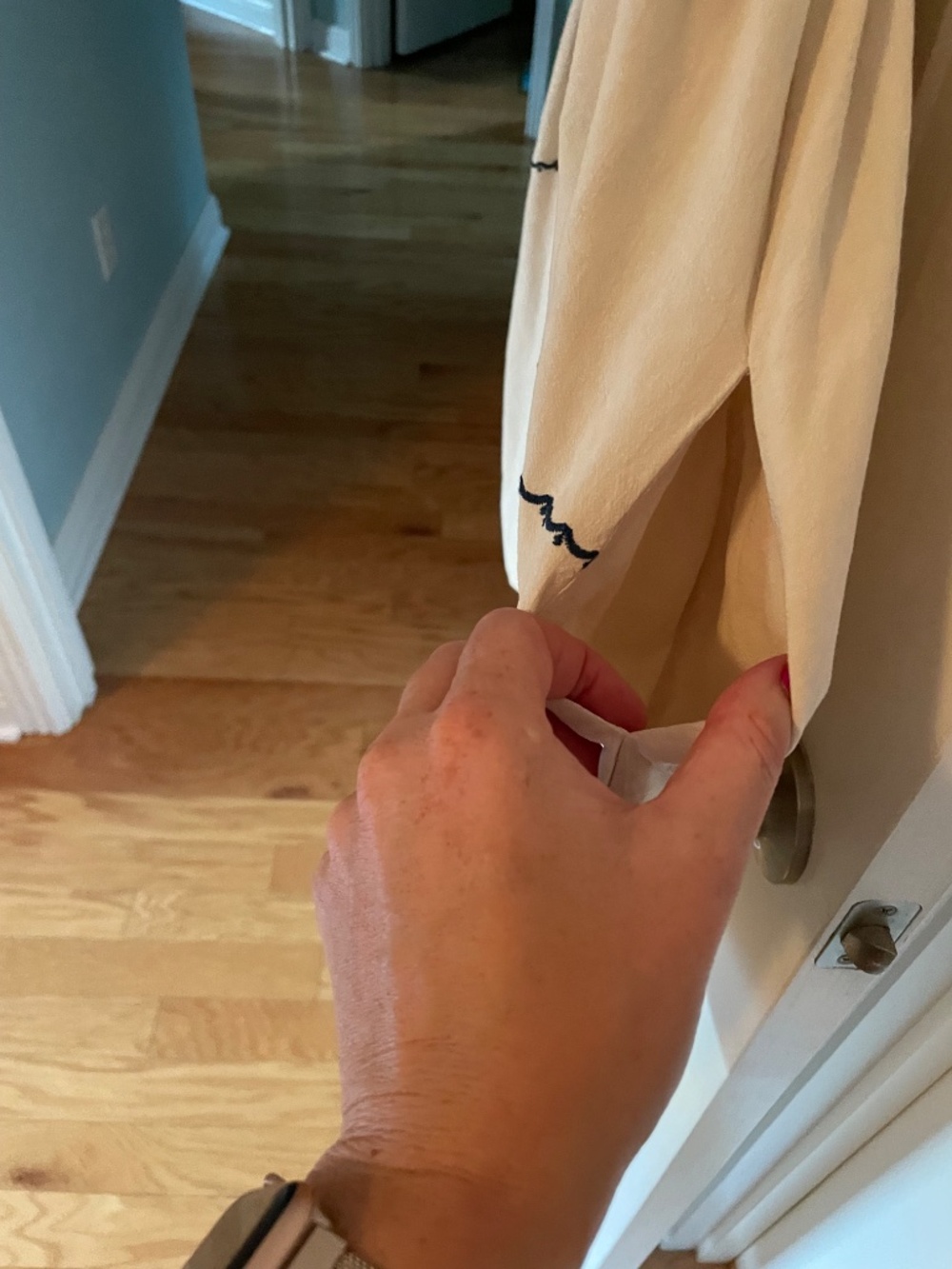 Natural life embroidered dress - Picture 5 of 6